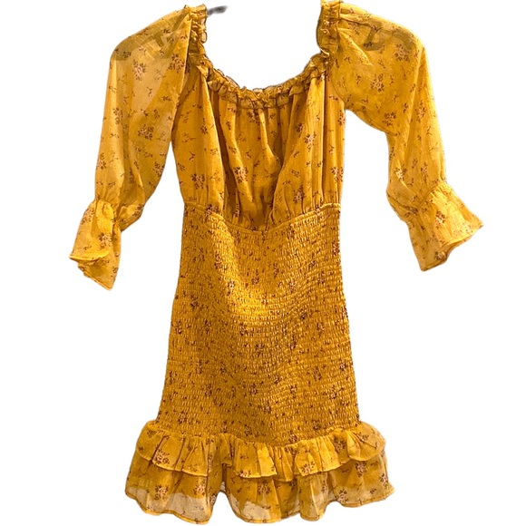 Storia Small Yellow Stylish Pretty Dress. Used once. Excellent Condition. - Picture 1 of 10